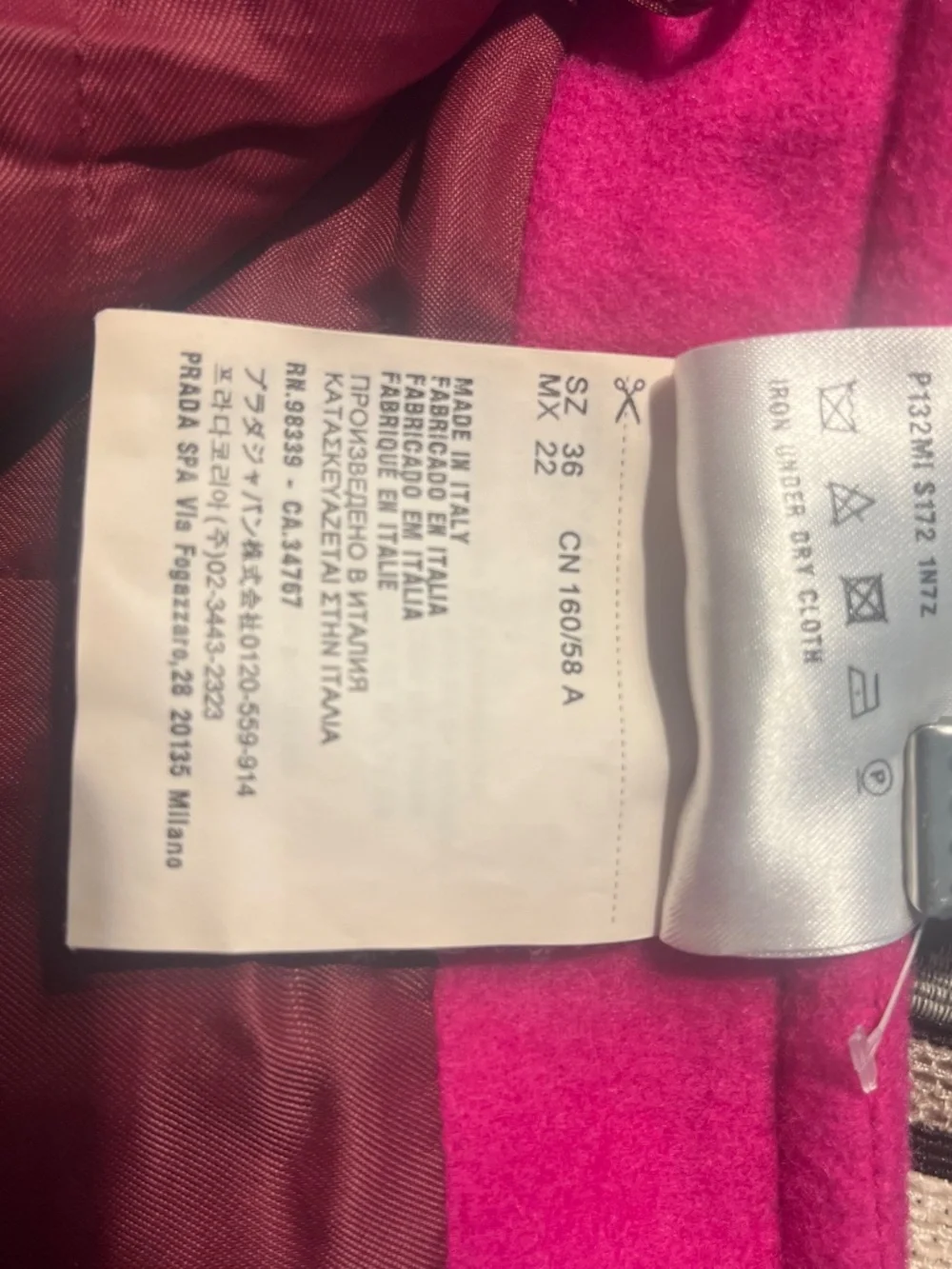 Prada Milano fuchsia  pink wool button skirt -The Angel Wears Prada! - Picture 6 of 9